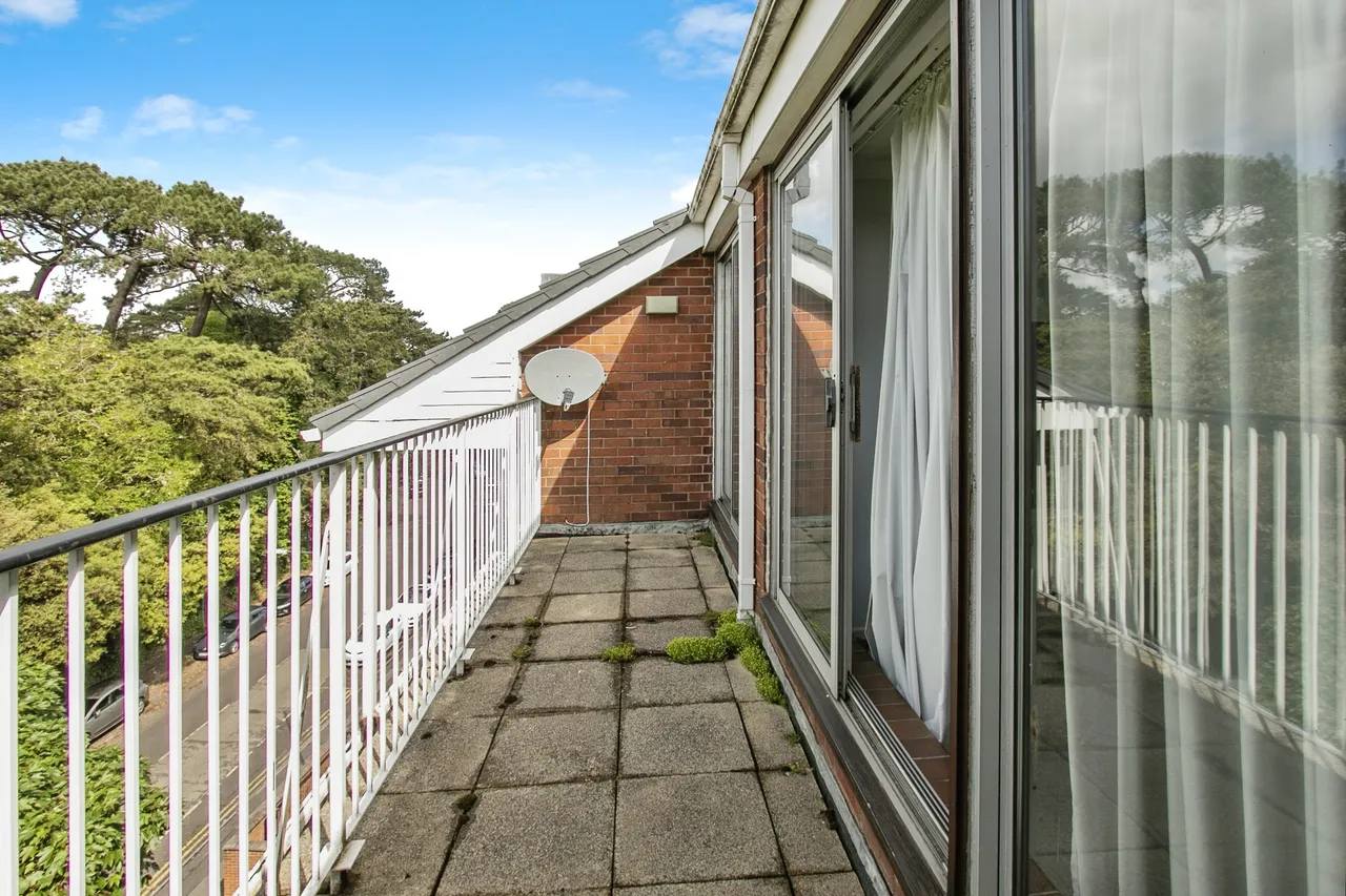 Christchurch Road, Bournemouth, BH1, photo 10