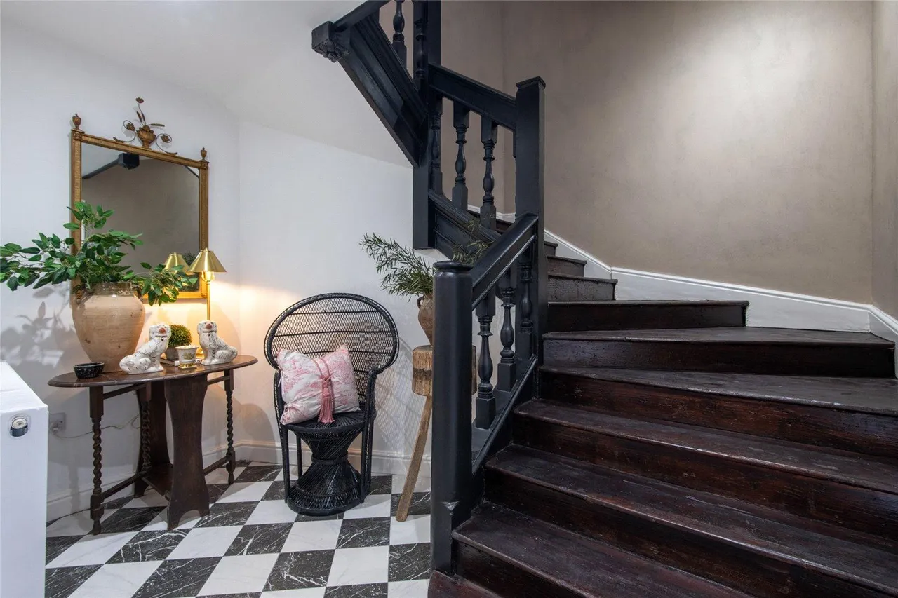 Hurn Court Lane, Hurn, BH23, photo 16