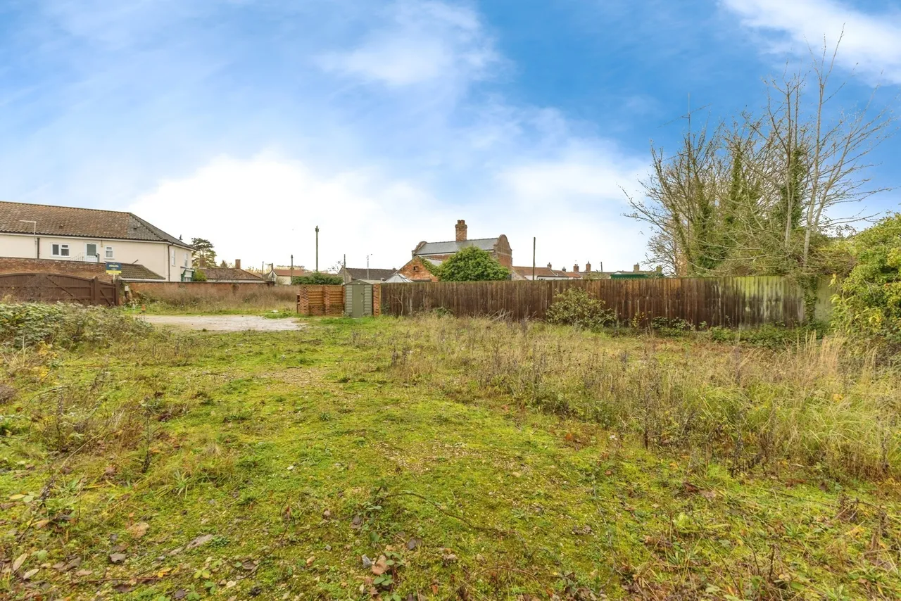Saham Road, Watton, Thetford, Norfolk, IP25, photo 17