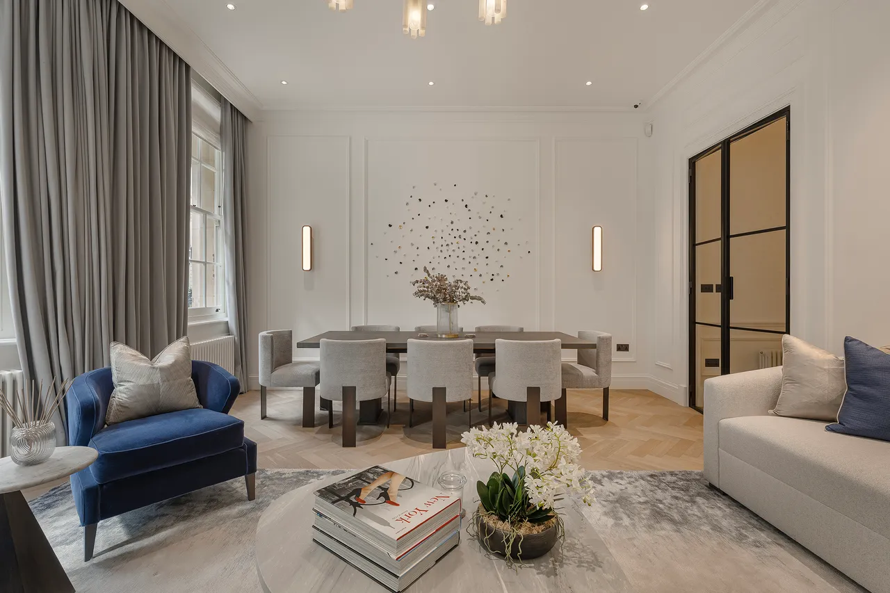 Upper Brook Street, Mayfair, London, photo 4