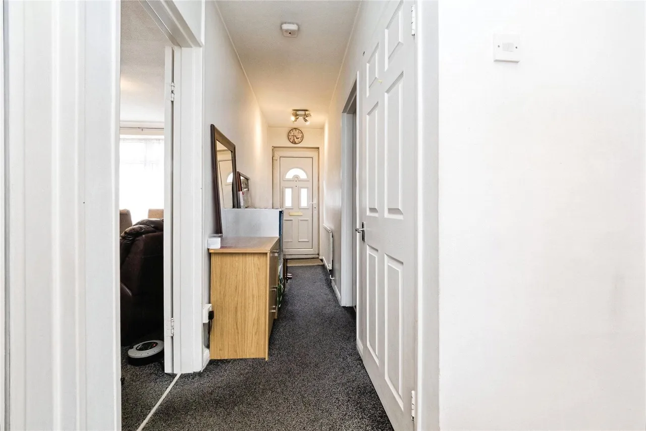 Rainham Road North, Dagenham, RM10, photo 8