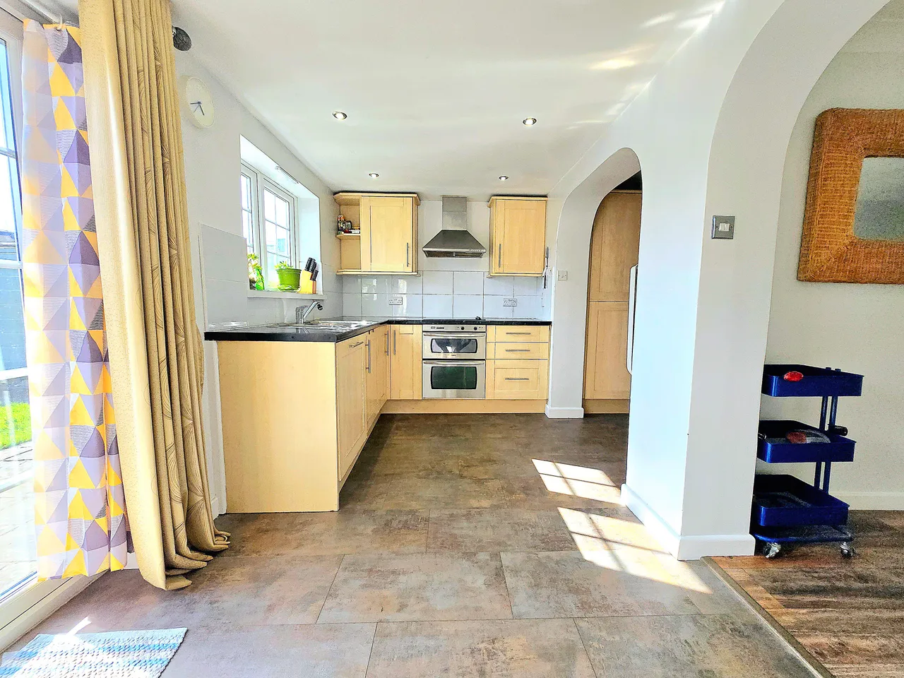 Bassett Way, Greenford, UB6, photo 4