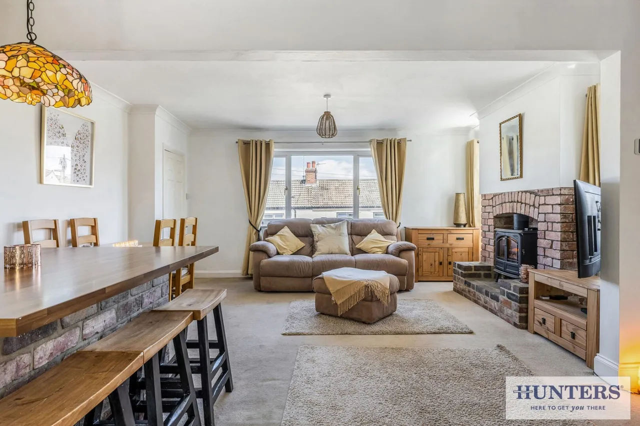 Silverdale Avenue, Guiseley, LS20, photo 2