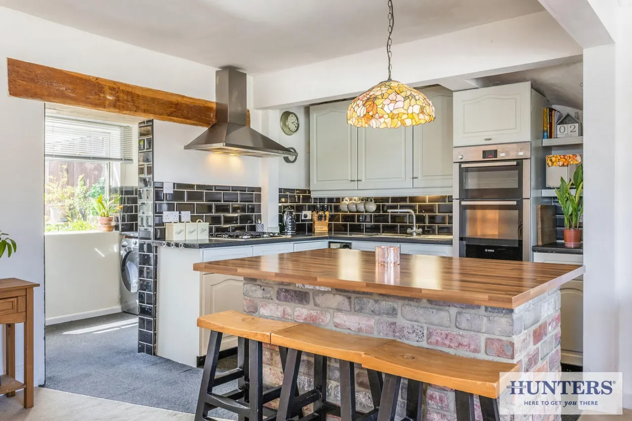 Silverdale Avenue, Guiseley, LS20, photo 5
