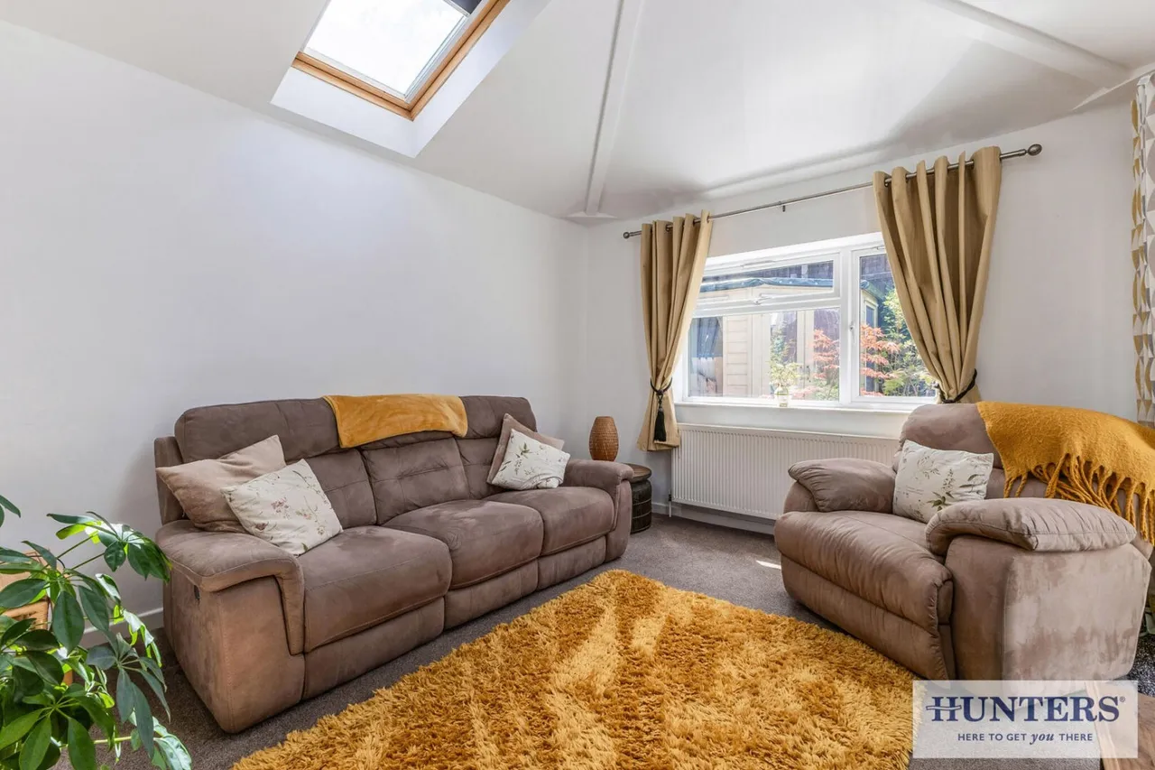 Silverdale Avenue, Guiseley, LS20, photo 9