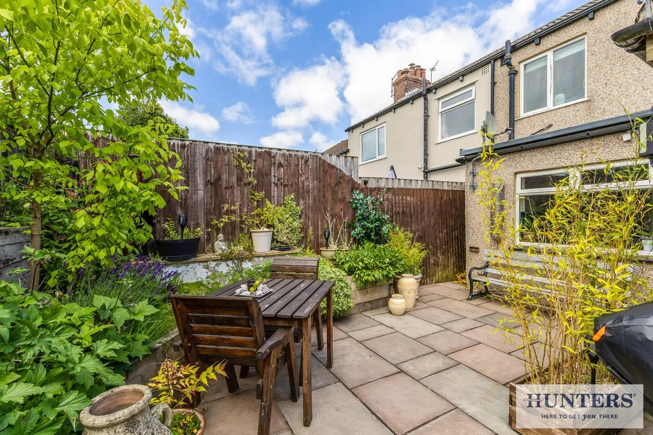 Silverdale Avenue, Guiseley, LS20, photo 23