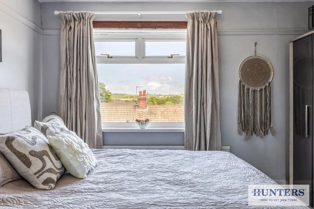 Silverdale Avenue, Guiseley, LS20, photo 16