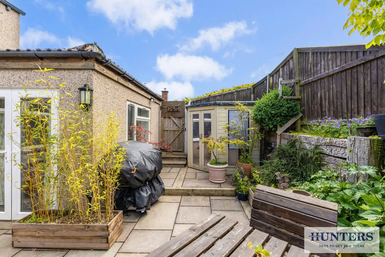 Silverdale Avenue, Guiseley, LS20, photo 21