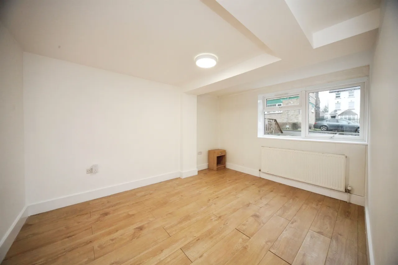 Brook Street, Luton, LU3, photo 9