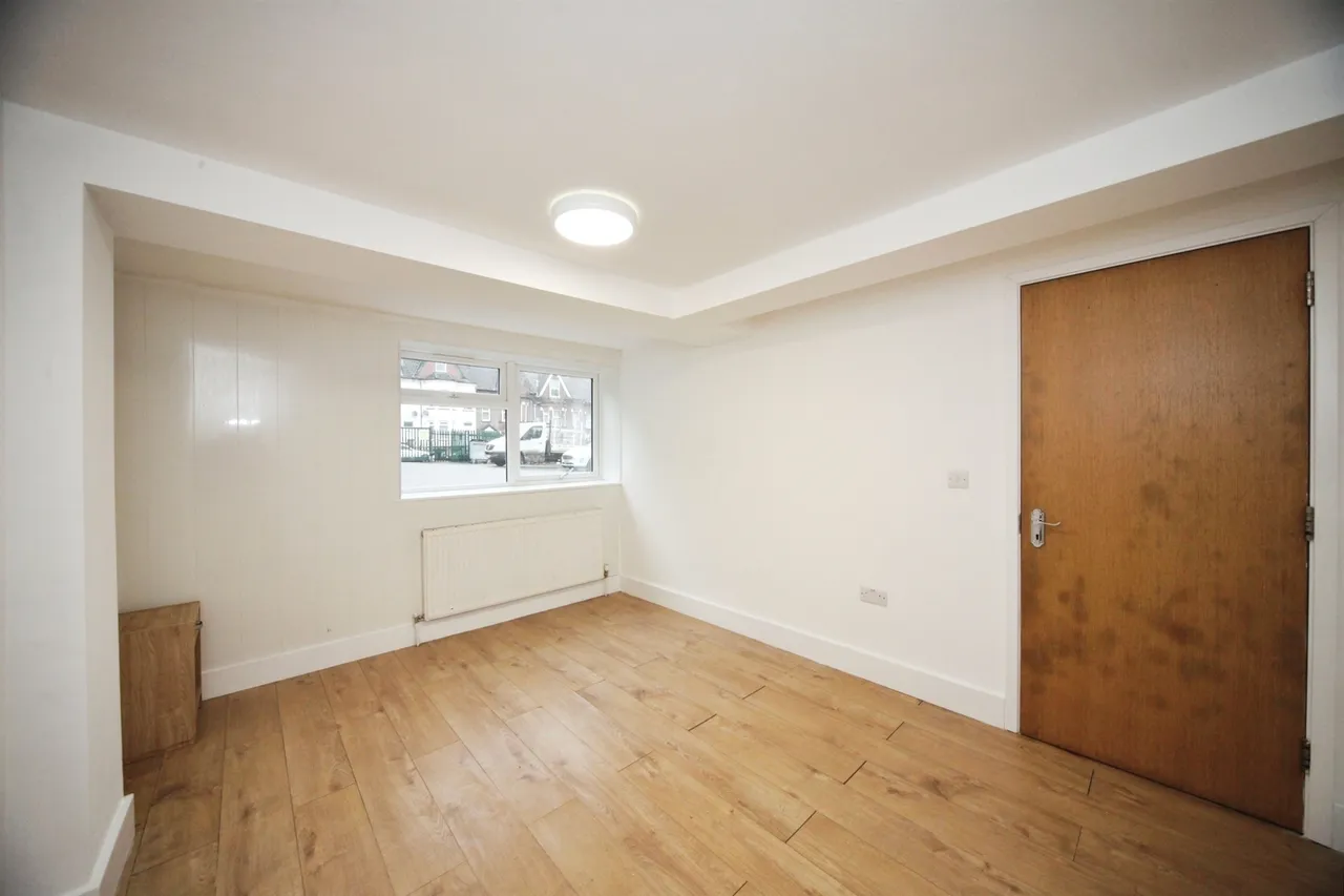 Brook Street, Luton, LU3, photo 10