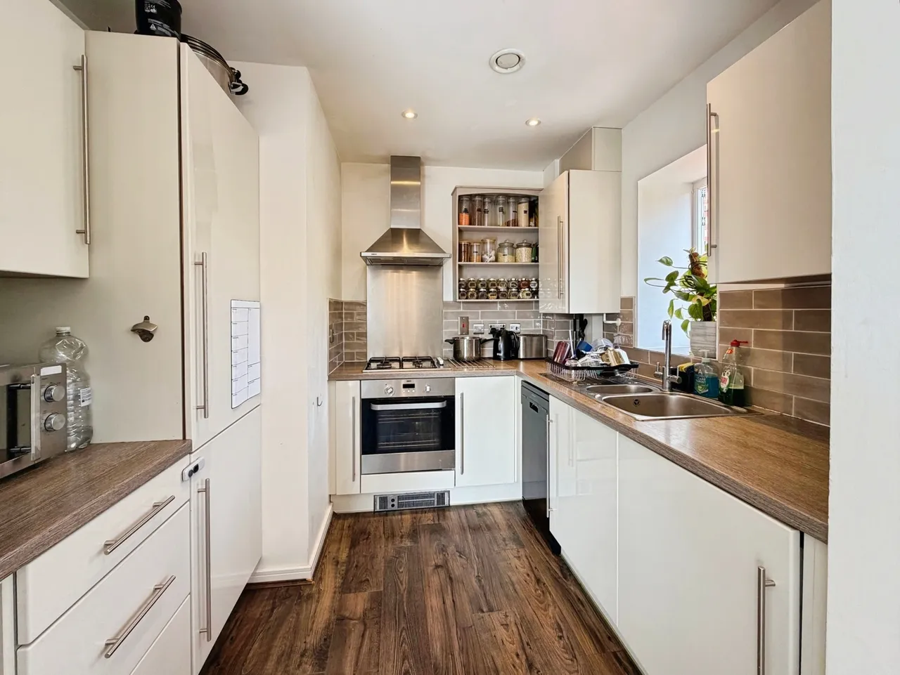 Scarlett's Road, Wellesley, Aldershot, Hampshire, GU11 4AF, photo 4