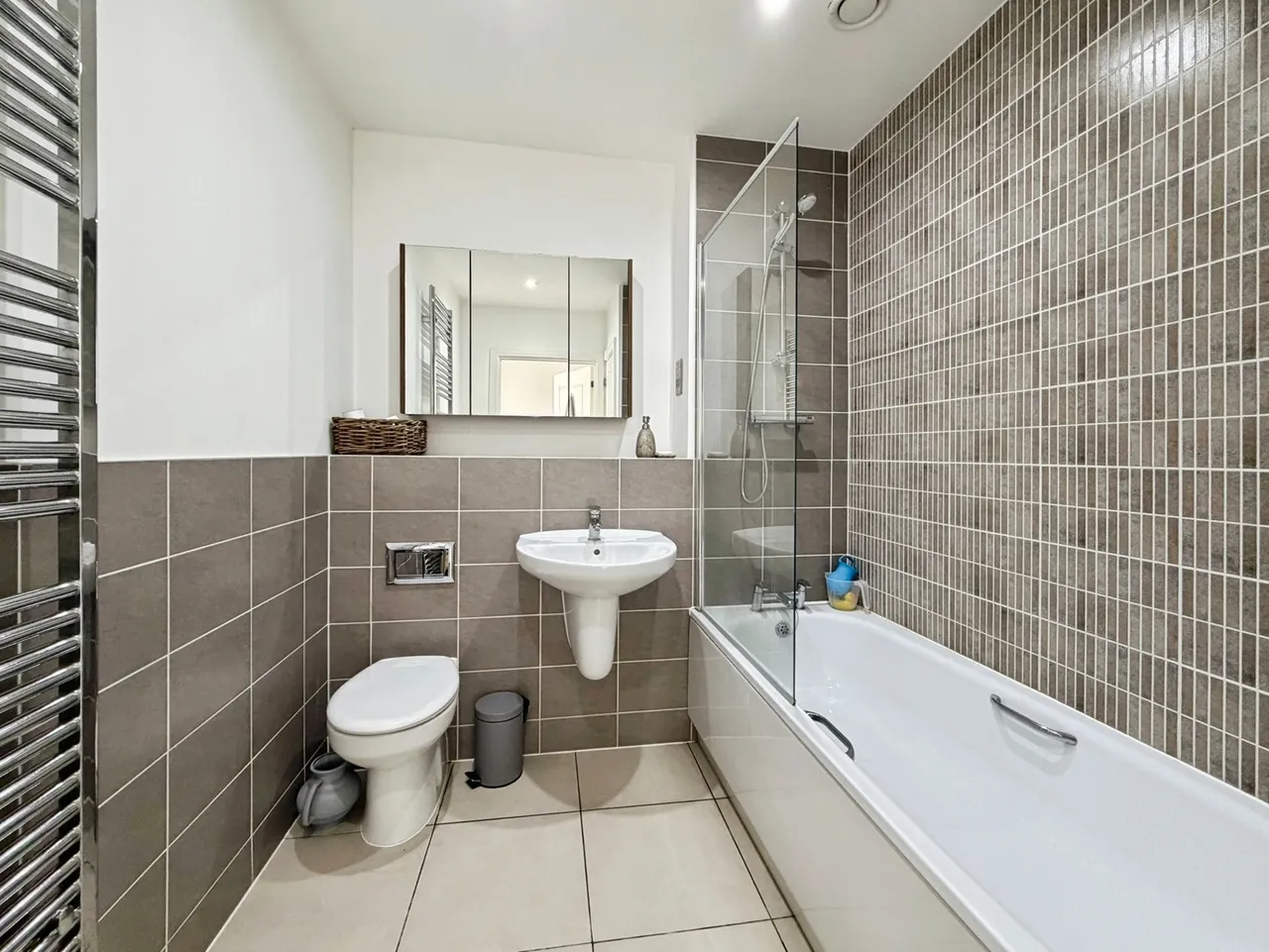 Scarlett's Road, Wellesley, Aldershot, Hampshire, GU11 4AF, photo 11