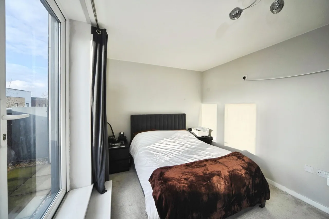 Magnetic Crescent, ENFIELD, Middlesex, EN3, photo 6