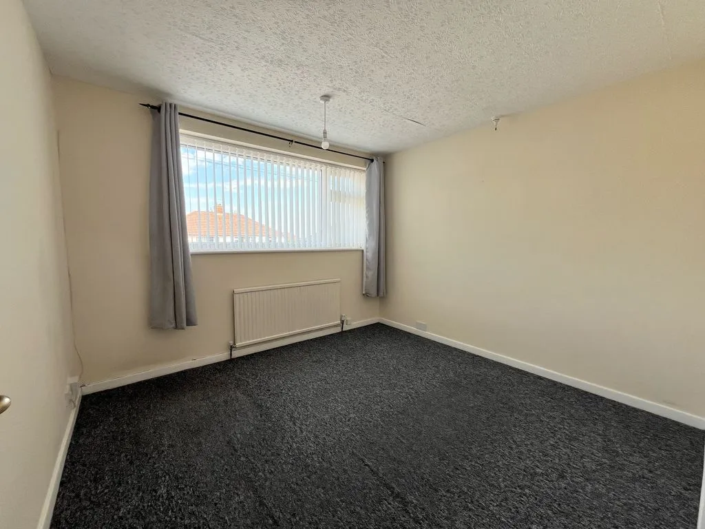 Lowlands Avenue, Streetly, B74, photo 11
