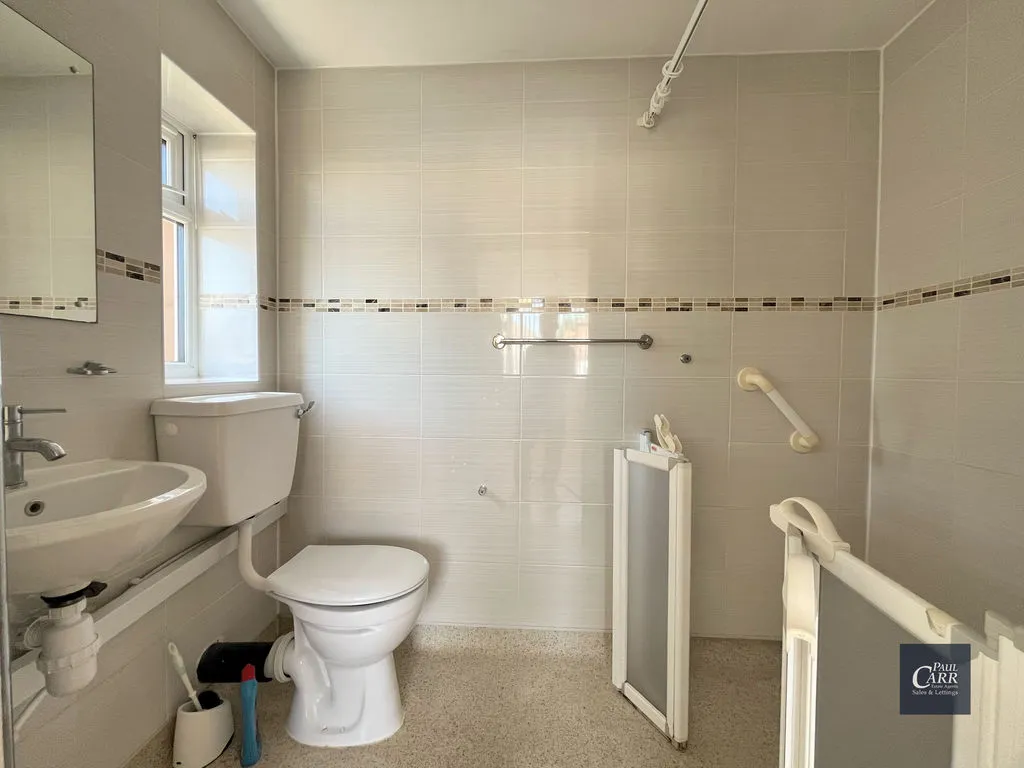 Lowlands Avenue, Streetly, B74, photo 10