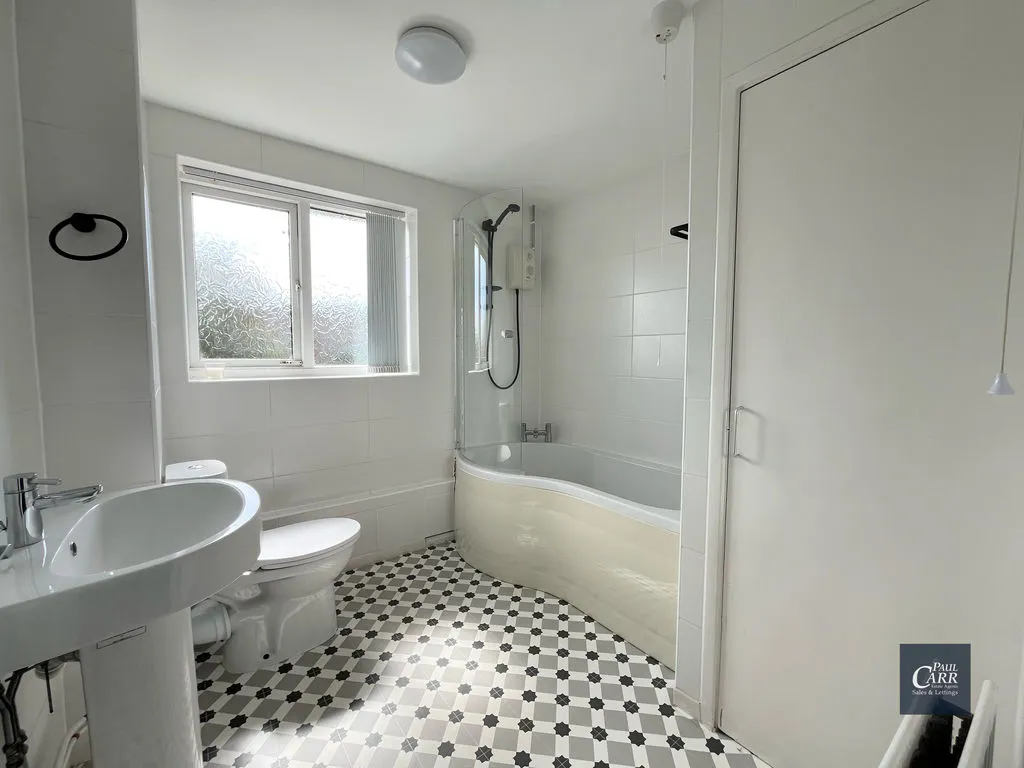 Lowlands Avenue, Streetly, B74, photo 18