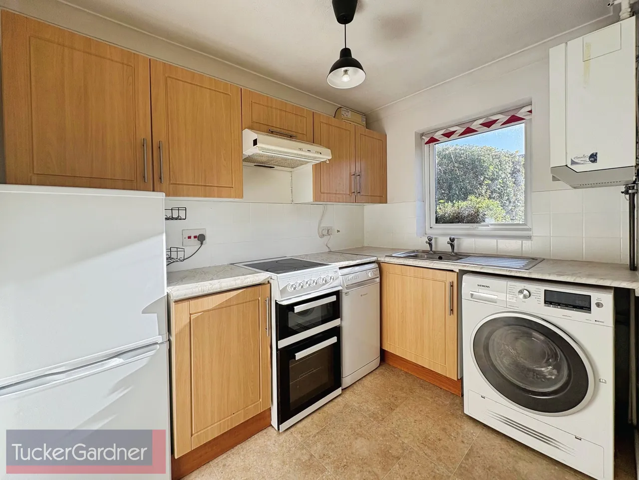 Melvin Way, Histon, CB24, photo 2