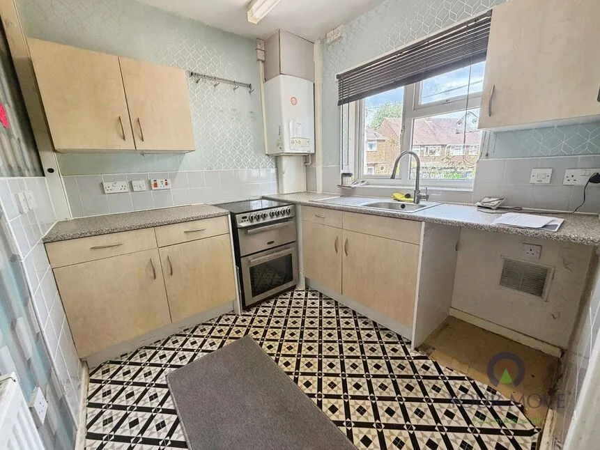 Kestrel Road, Oldbury, West Midlands, B68, photo 3