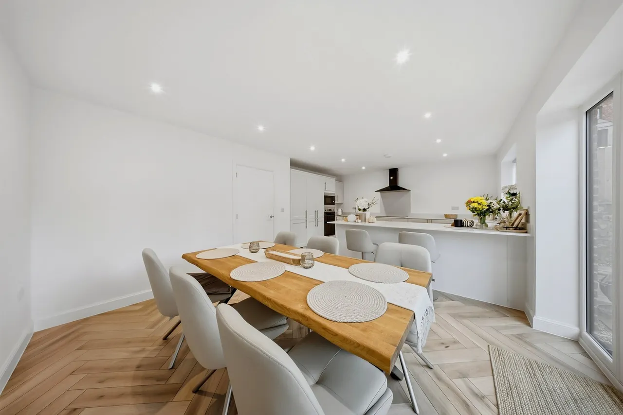 Avondale Mews, Darwen, BB3, photo 13