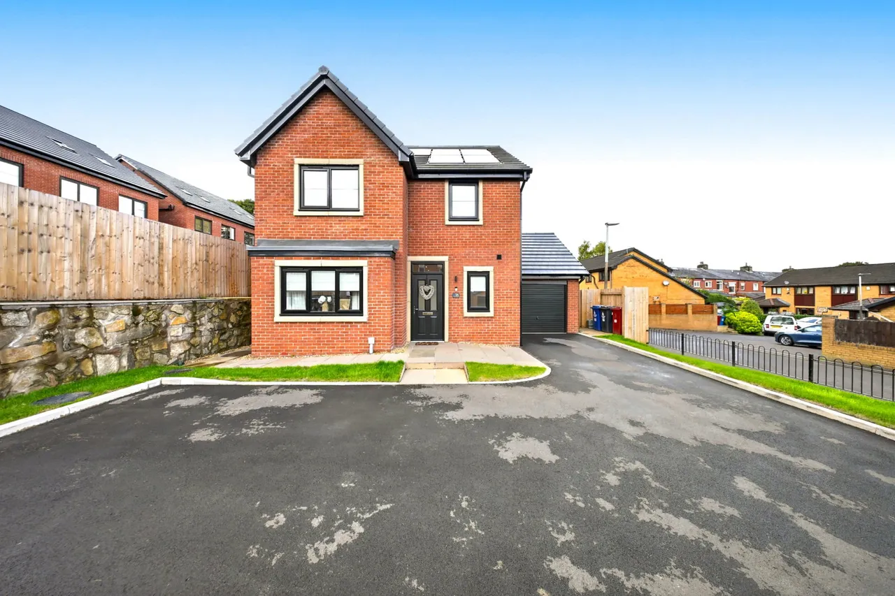 Avondale Mews, Darwen, BB3, photo 47