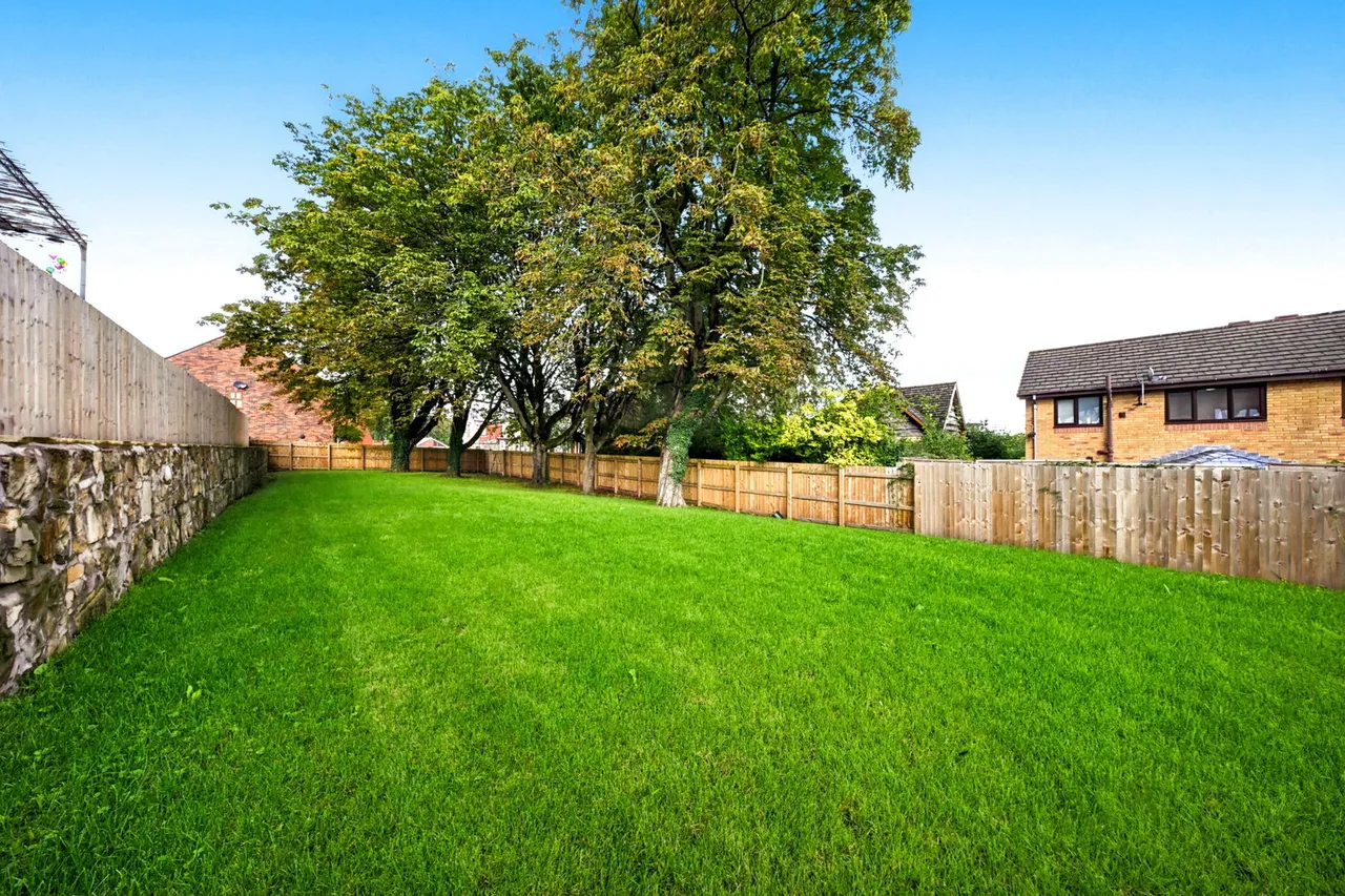 Avondale Mews, Darwen, BB3, photo 44