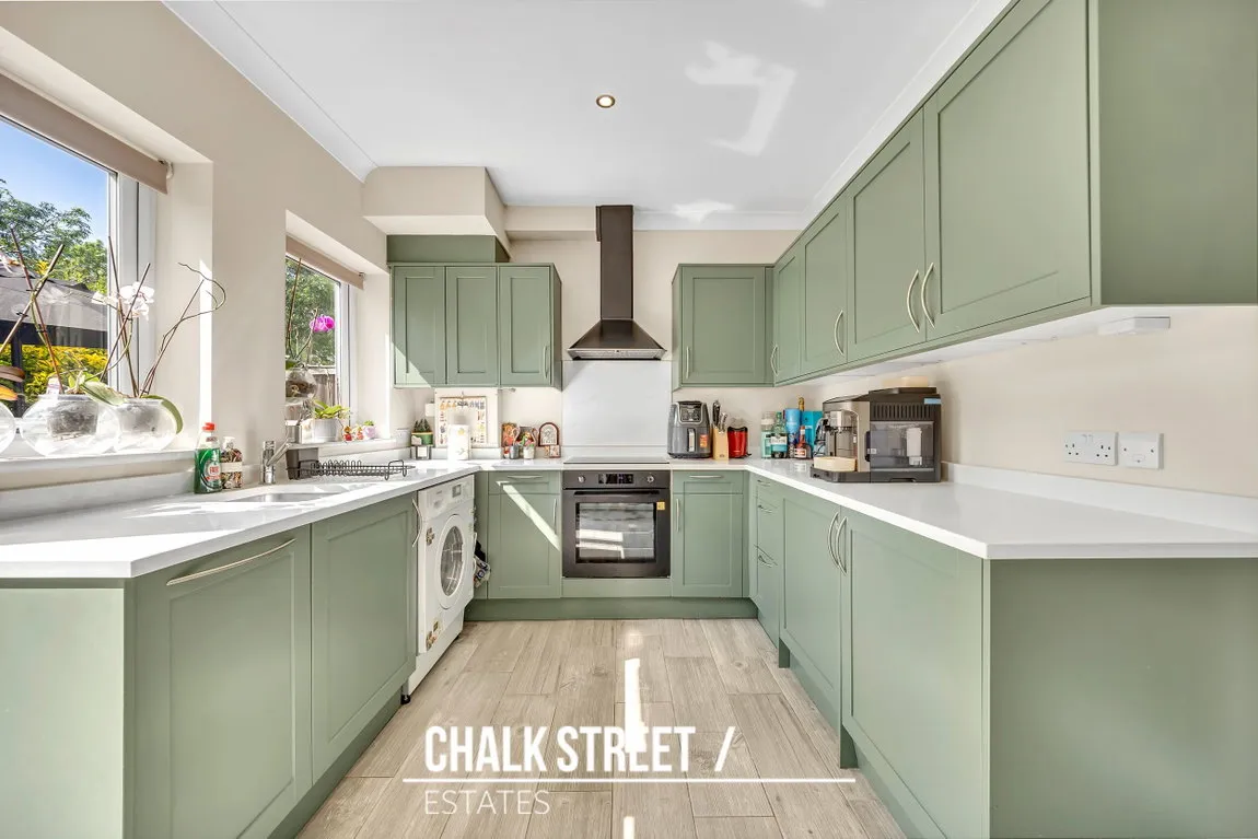 Stafford Avenue, Hornchurch, RM11 2EU, photo 5