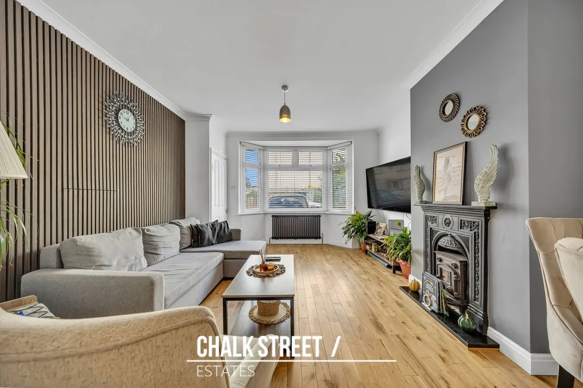 Stafford Avenue, Hornchurch, RM11 2EU, photo 2