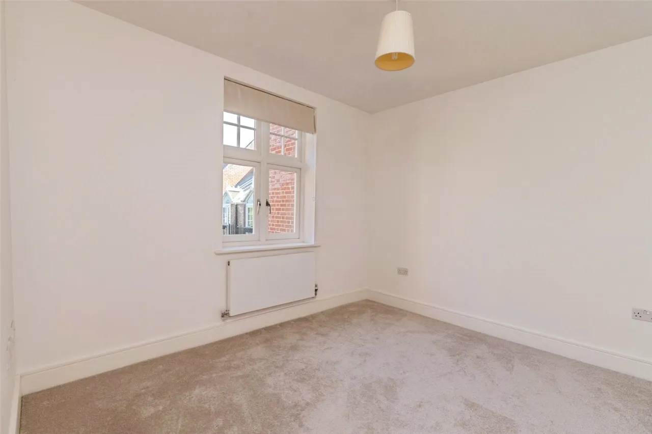 The Galleries, Warley, Brentwood, CM14, photo 10