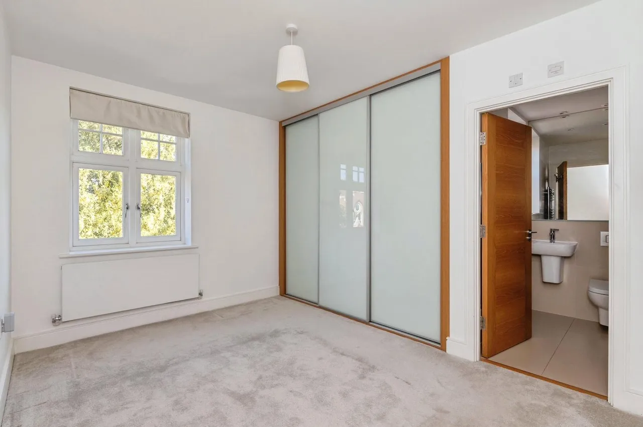 The Galleries, Warley, Brentwood, CM14, photo 7