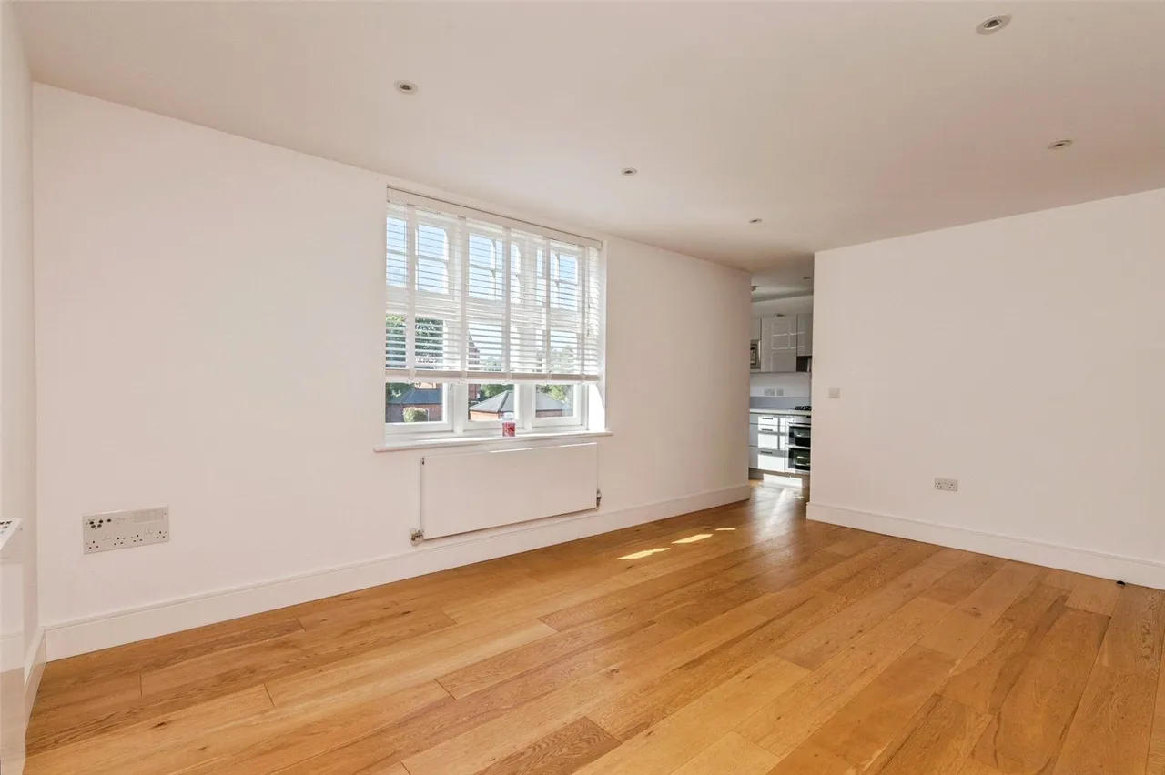 The Galleries, Warley, Brentwood, CM14, photo 6