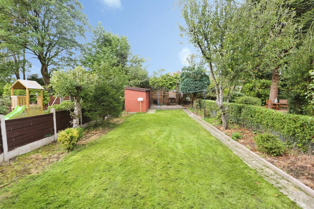 Broadstone Road, Heaton Chapel, SK4, photo 9
