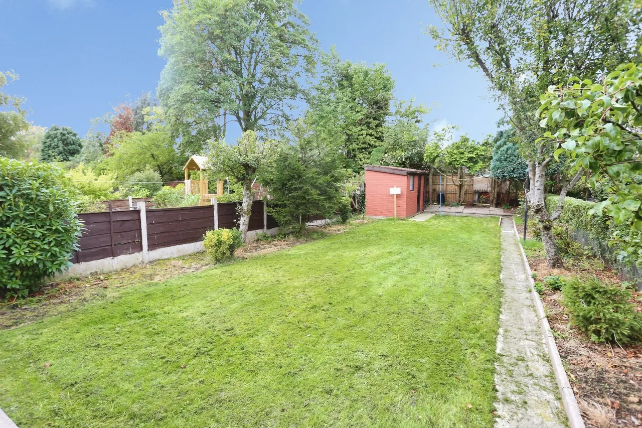 Broadstone Road, Heaton Chapel, SK4, photo 8