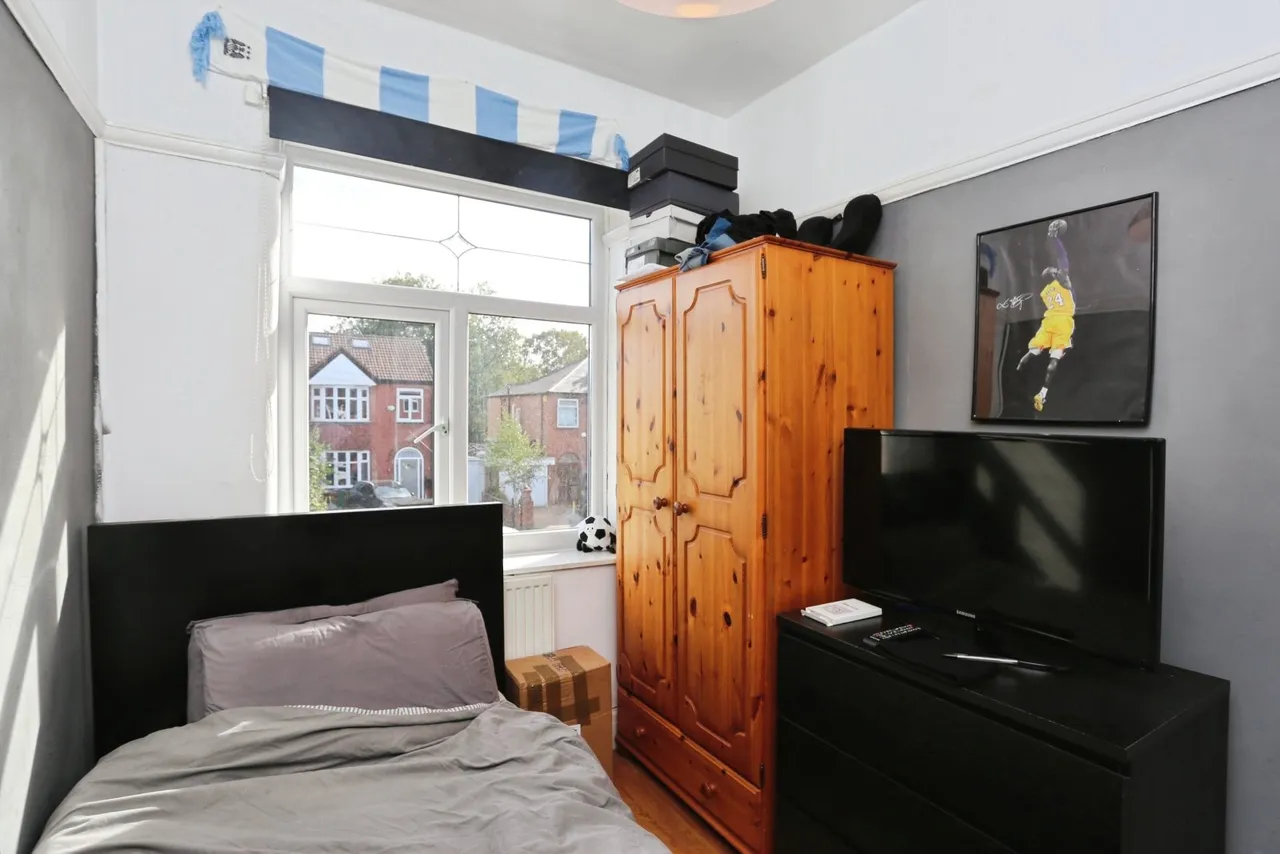 Broadstone Road, Heaton Chapel, SK4, photo 17
