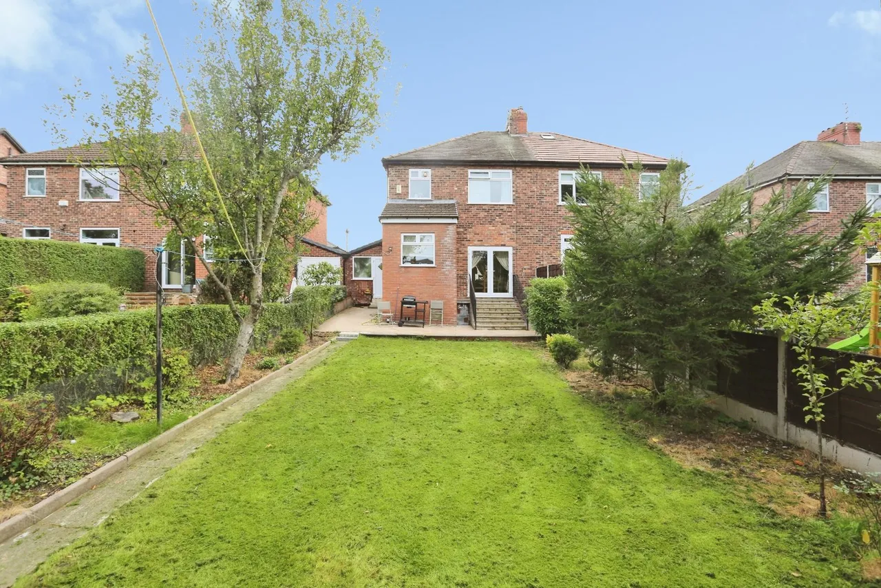 Broadstone Road, Heaton Chapel, SK4, photo 10