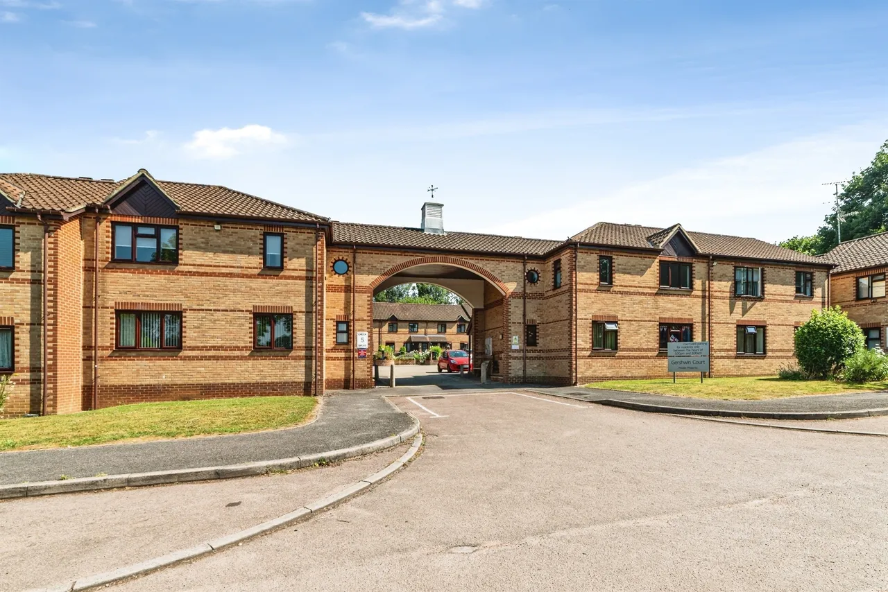 Gershwin Court, Basingstoke, RG22, photo 12