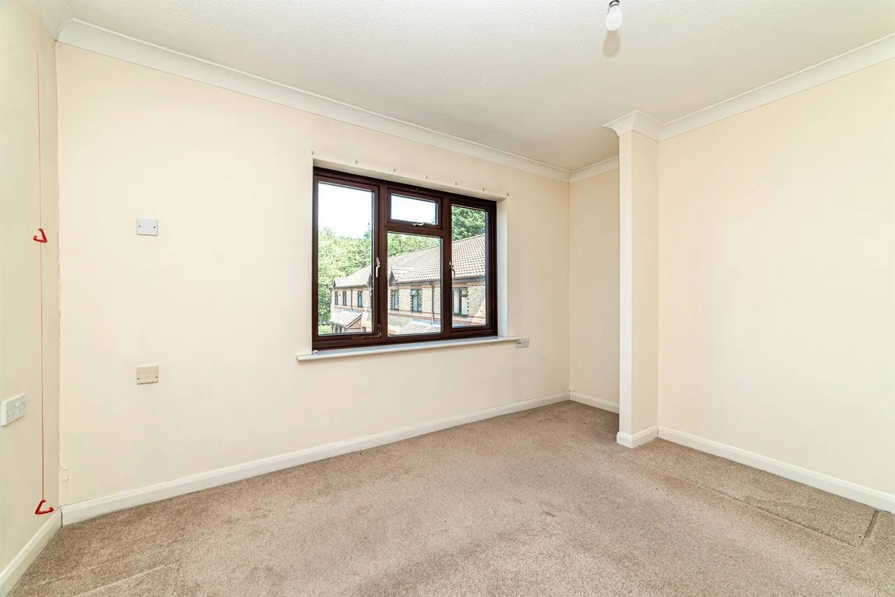 Gershwin Court, Basingstoke, RG22, photo 6