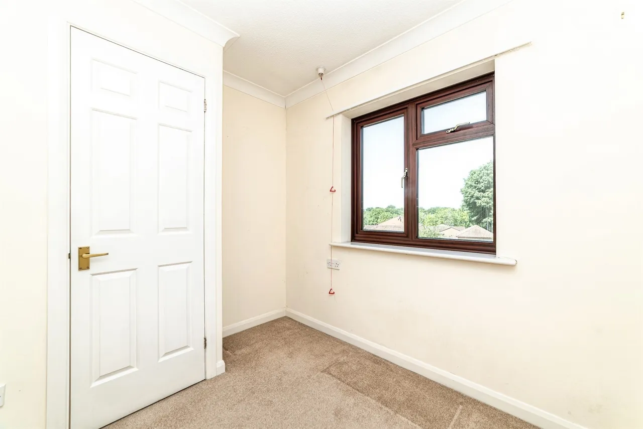 Gershwin Court, Basingstoke, RG22, photo 15