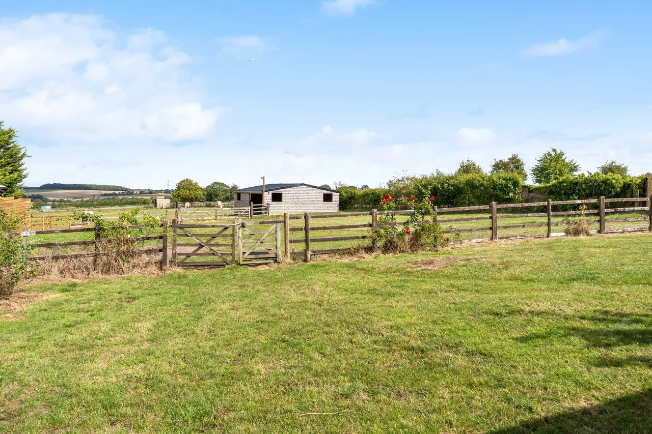 Lower Farm House, Throcking, photo 57