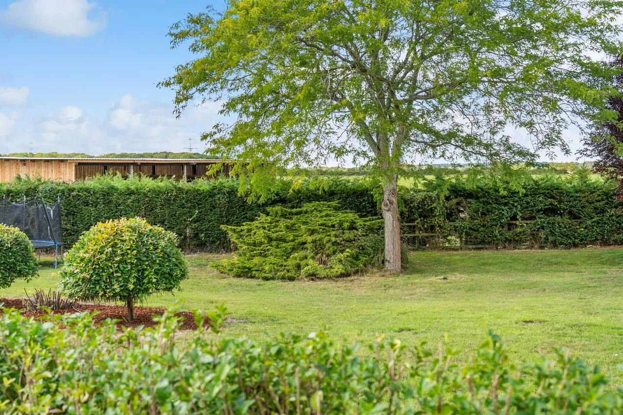 Lower Farm House, Throcking, photo 52