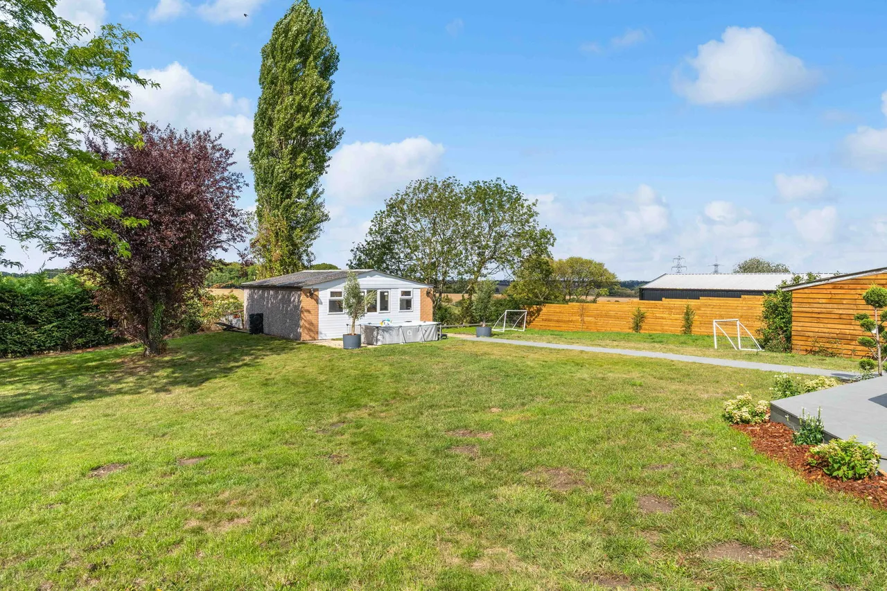 Lower Farm House, Throcking, photo 51