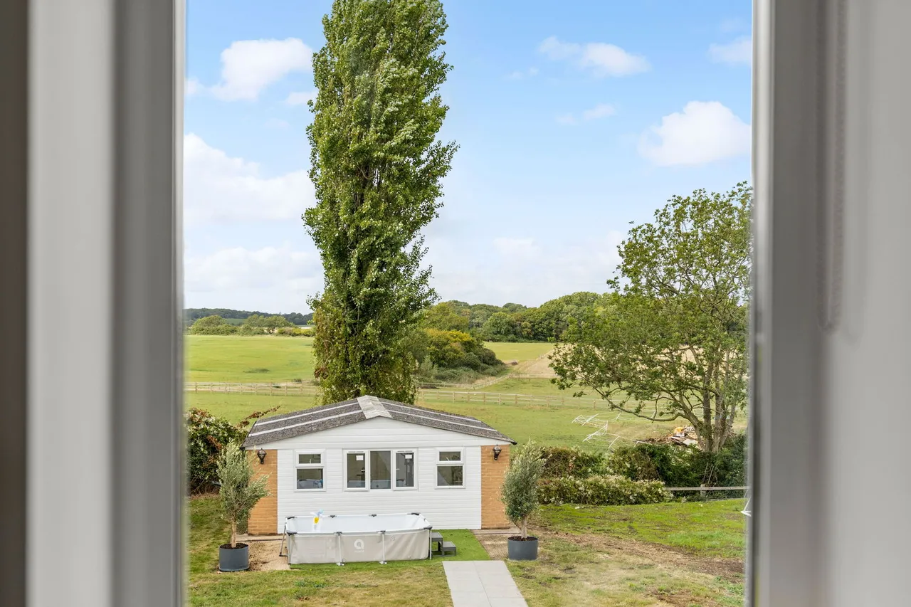 Lower Farm House, Throcking, photo 42
