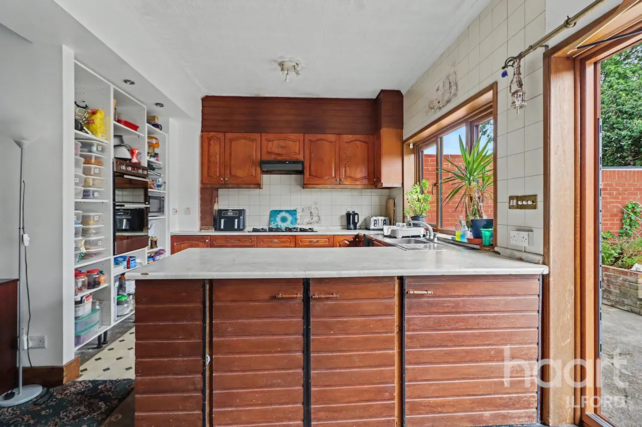 Bedford Road, Ilford, IG1, photo 11
