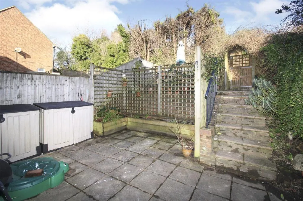 Burwash Weald, TN19, photo 9