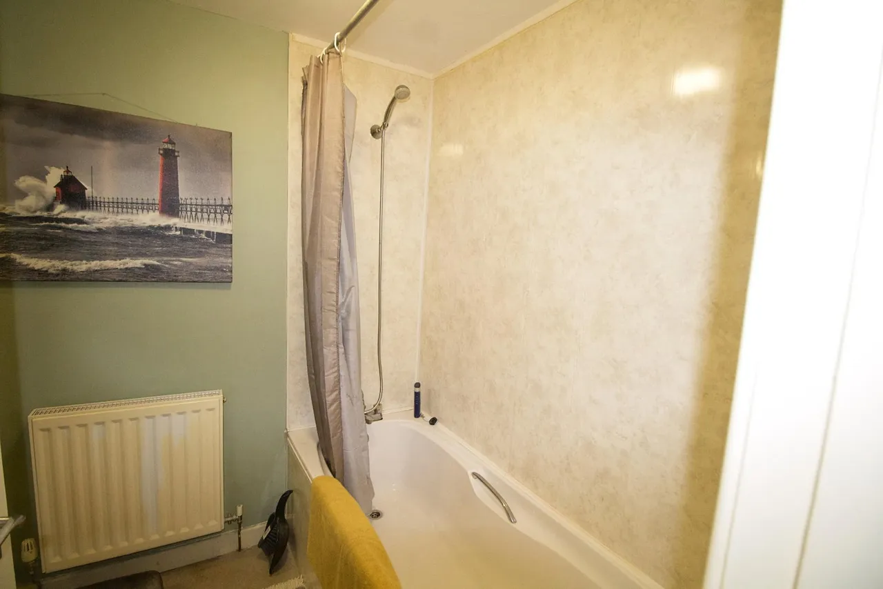 High Street, Llangefni, LL77, photo 7