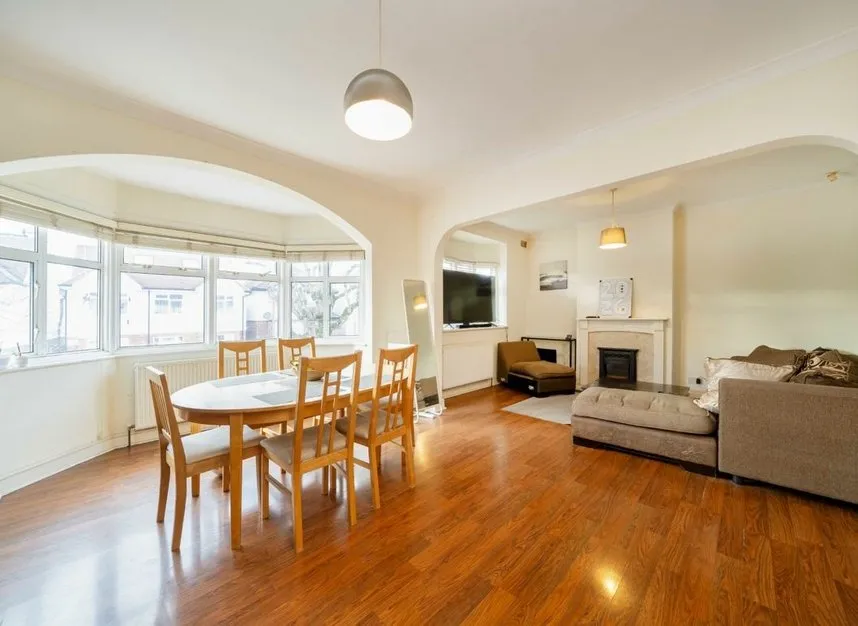 Neeld Crescent, Hendon, NW4, photo 4