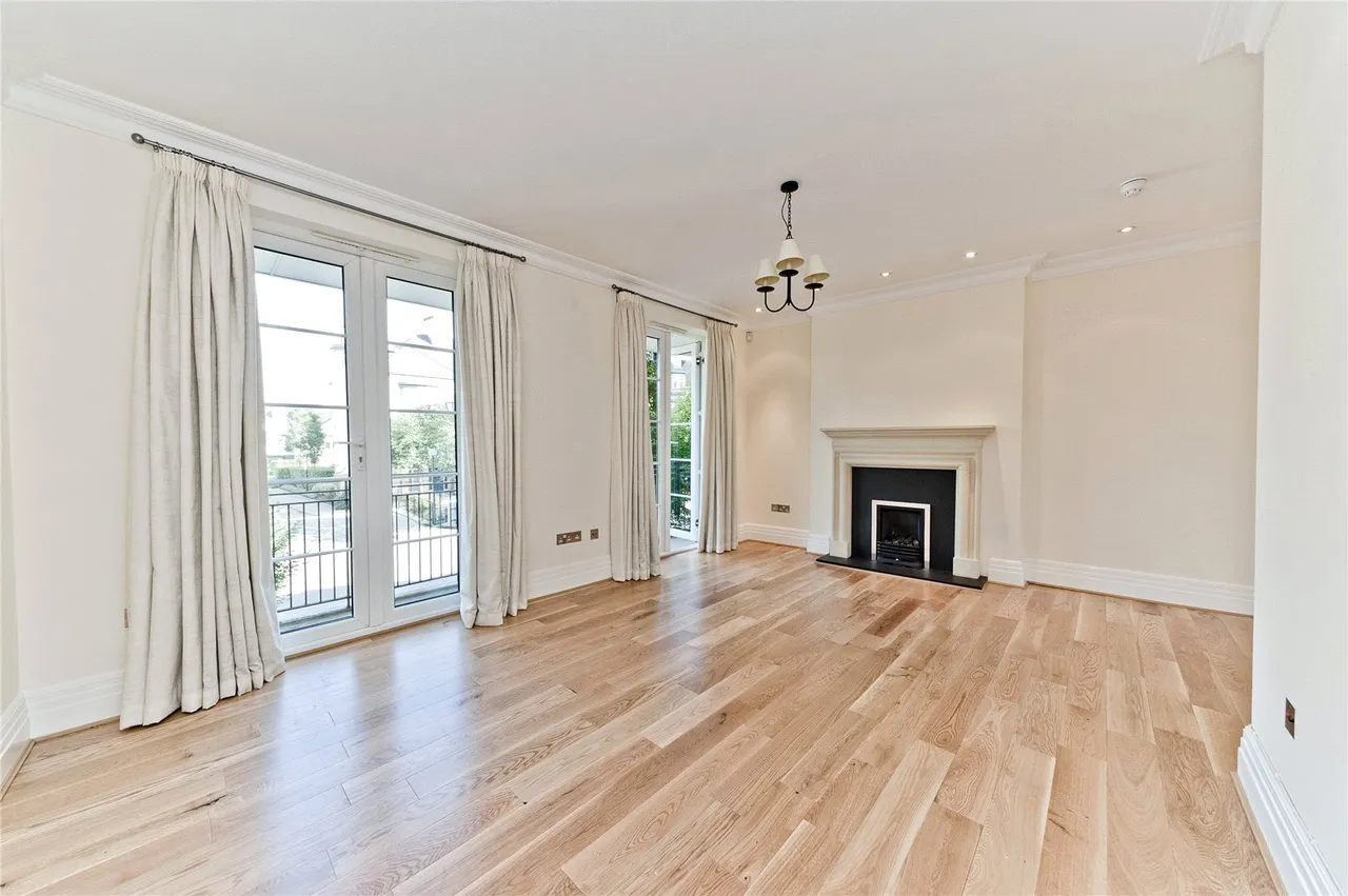 Melliss Avenue, Kew, TW9, photo 2