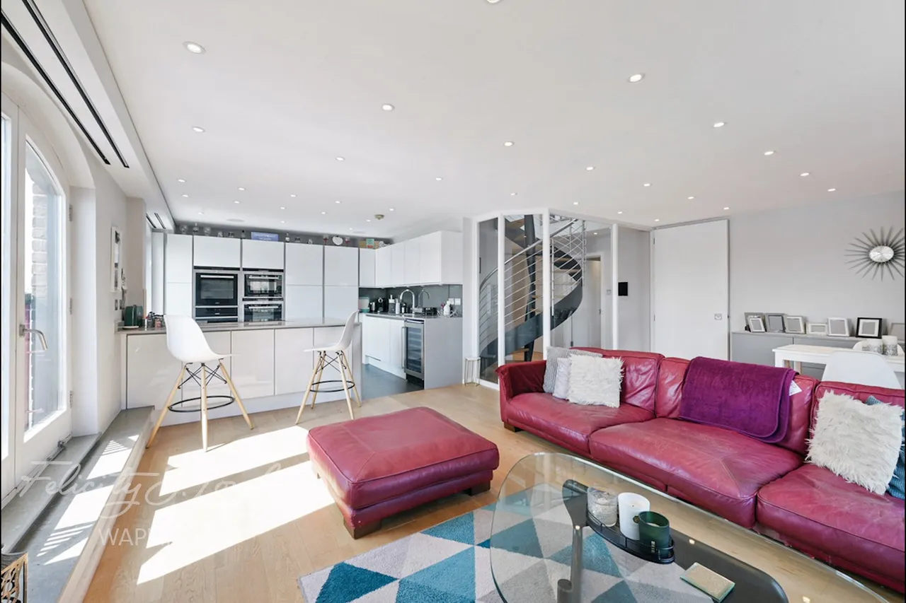 Trafalgar Court, Wapping Wall, E1W, photo 21