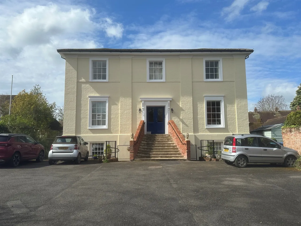 2 bed flat for sale — Nayland Road, Bures