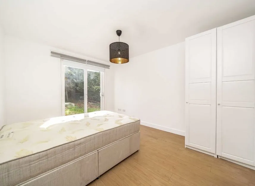 Station Road, Hendon, NW4, photo 4