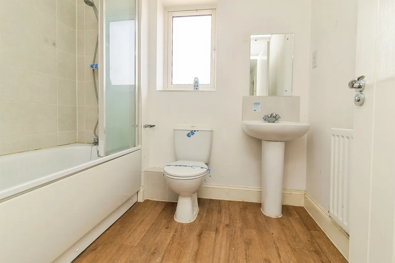 Leigh Woods Place, Silsoe, MK45, photo 11
